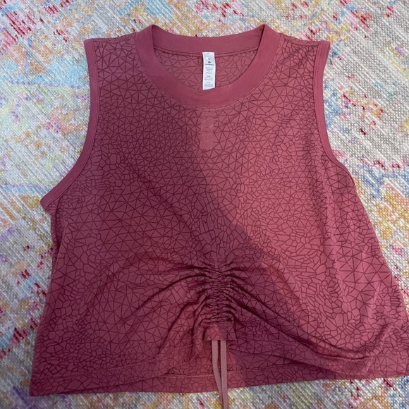 Lululemon top - Picture 2 of 5